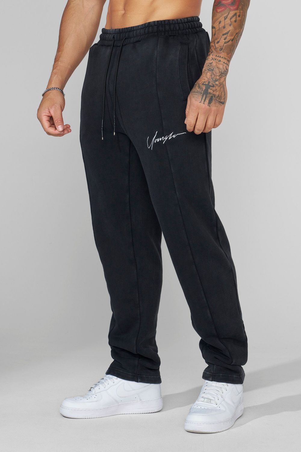 Black Young LA 229 - Frontline Sweat Pants NZ | 6853012-AP