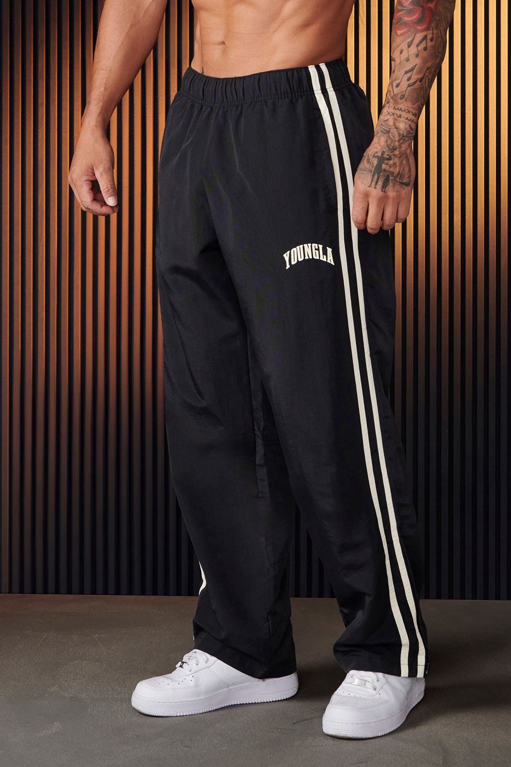 Black Young LA 249 - Flagship Track Pants NZ | 1450823-FE