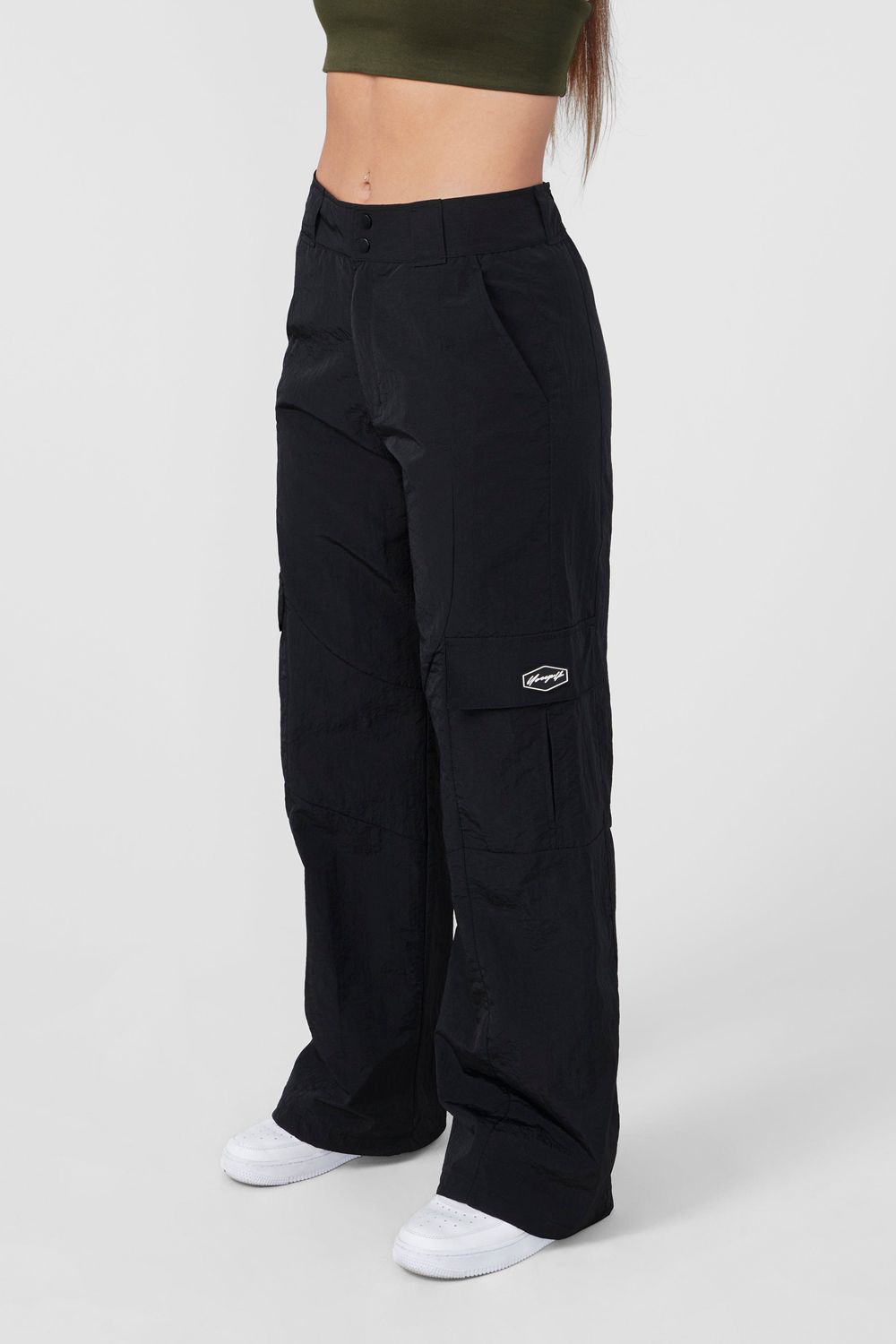 Black Young LA W222 Retro Cargo Joggers NZ | 0612784-BV