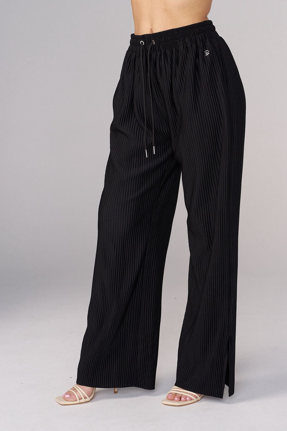 Black Young LA W244 Aria Pleated Pants NZ | 5386921-FR