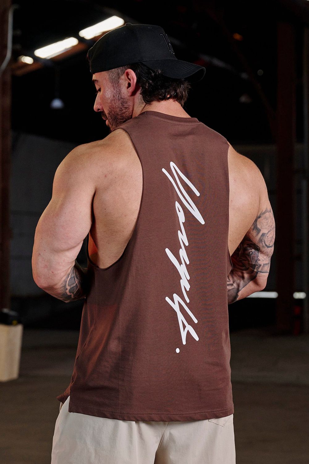 Brown Young LA 323 Autograph Delt Tanks NZ | 4769813-SH