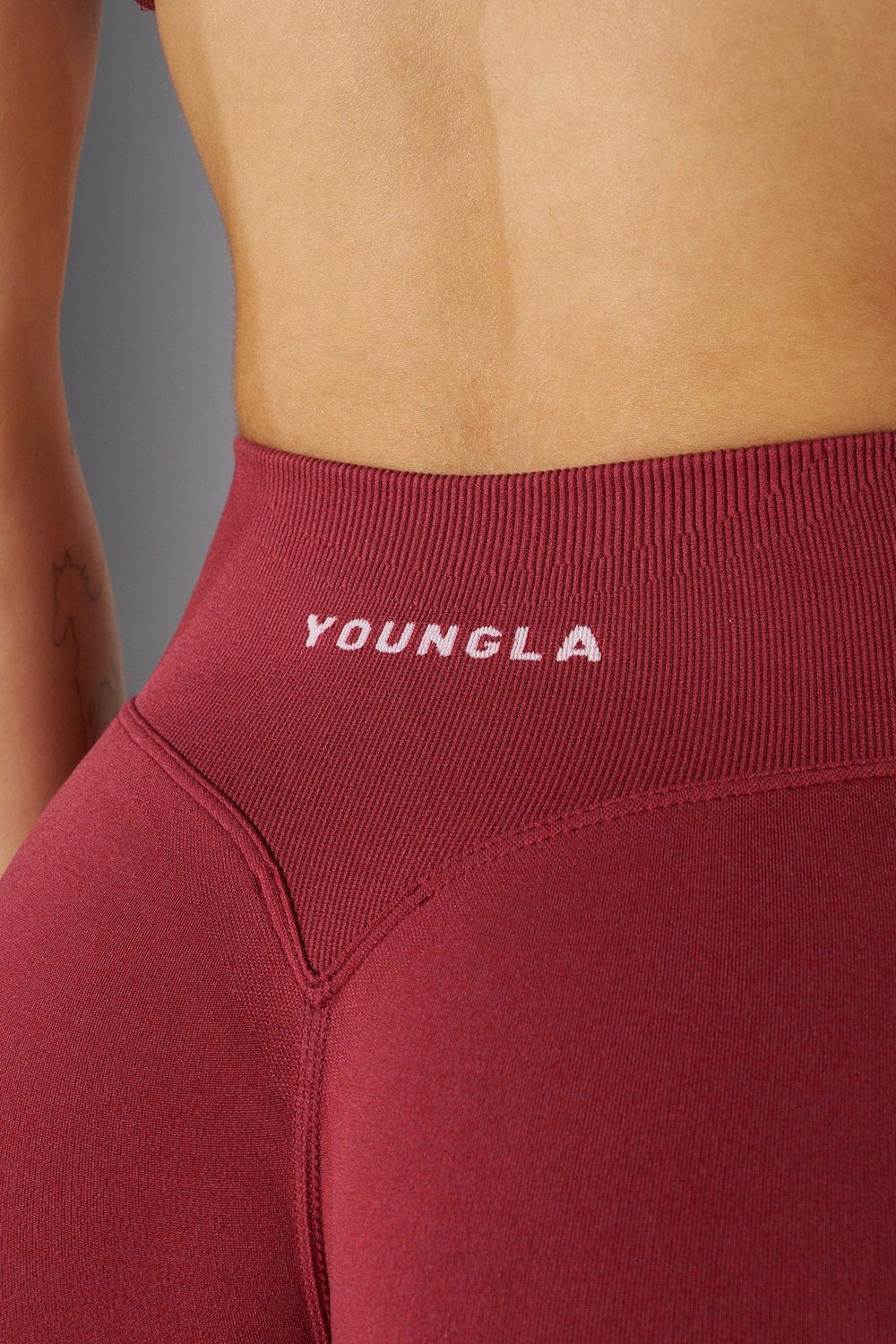 Red Young LA W133 - Curve Seamless Shorts NZ | 5078914-RU