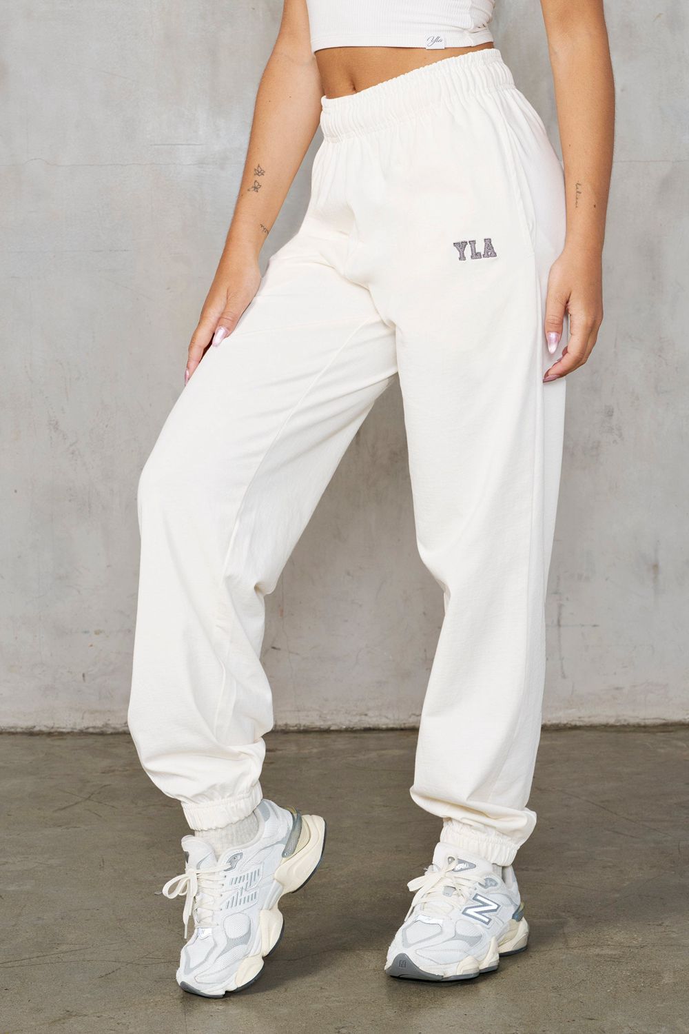 White Young LA W247 Pump Cover Joggers NZ | 0432879-SI